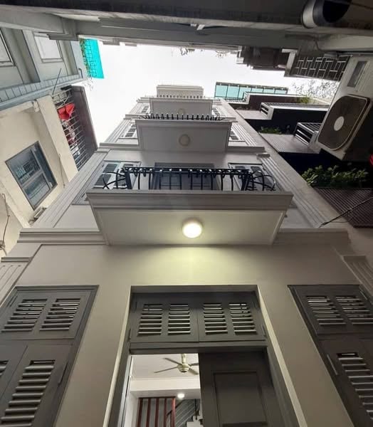 THÁI HÀ – 32M² – 6 TẦNG DÂN XÂY – 10M RA Ô TÔ – GẦN HỒ – GẦN ĐẠI HỌC – Ở NGAY