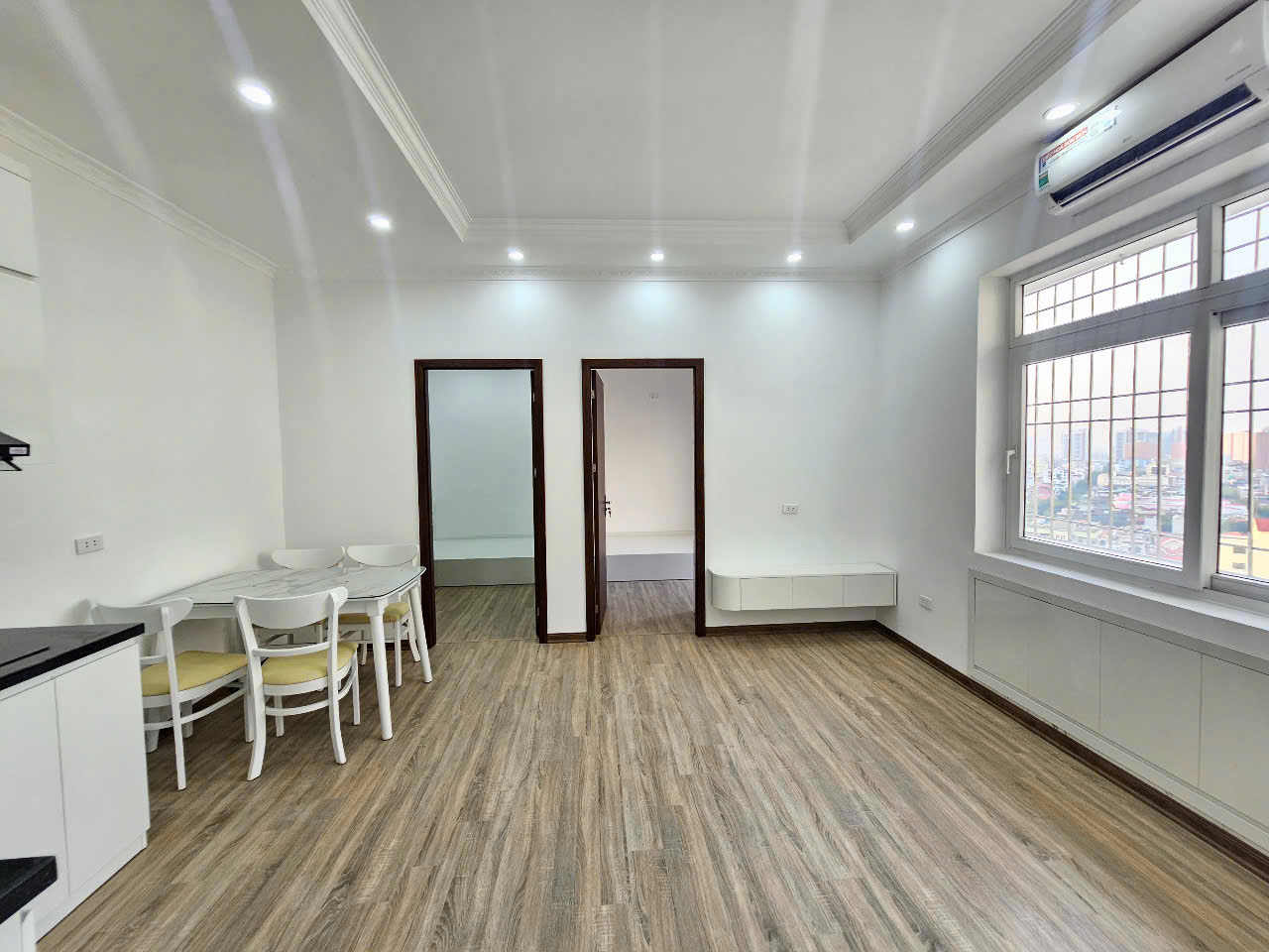 Chỉ 4.x tỷ nhận ngay căn 2ng full nội thất tại trung tâm quận Cầu Giấy