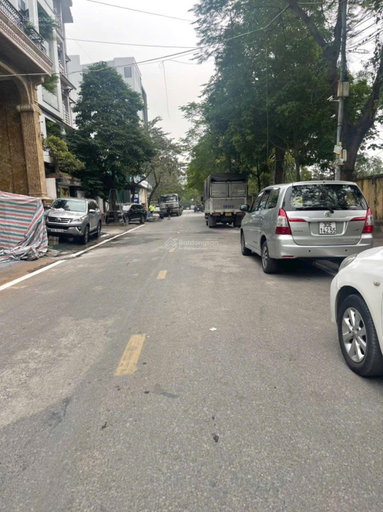 Bán nhà vị trí siêu thuận tiện, xây đẹp, có thang máy ngay đường Trịnh Văn Bô: 0932 239 065/094.183.1966