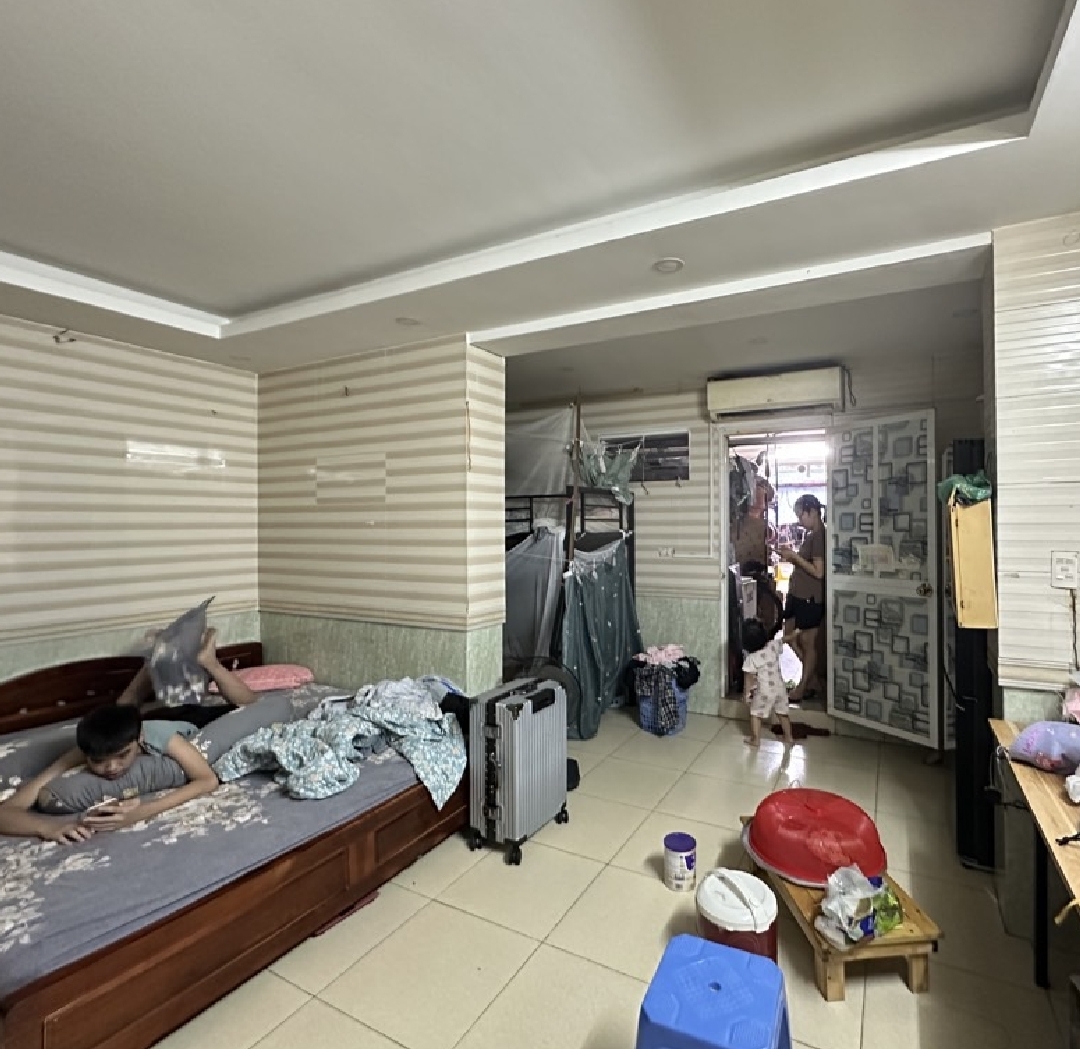 Nhà mặt phố cần bán
