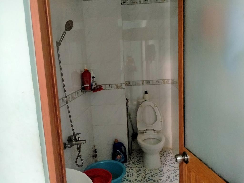 Bán nhà mặt tiền đường 100, Quận 11, 6.3 tỷ , 44m2, kết nối giao thông thuận tiện, 0703863001 Thanh
