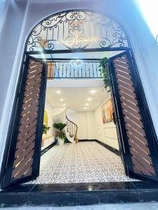 Hẻm 8m Tô Hiến Thành, 60m2 x 5 tầng, chào 10 tỷ thương lượng