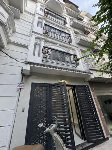 Bán nhà Bồ Đề 4 tầng, 38m chỉ 9 tỷ