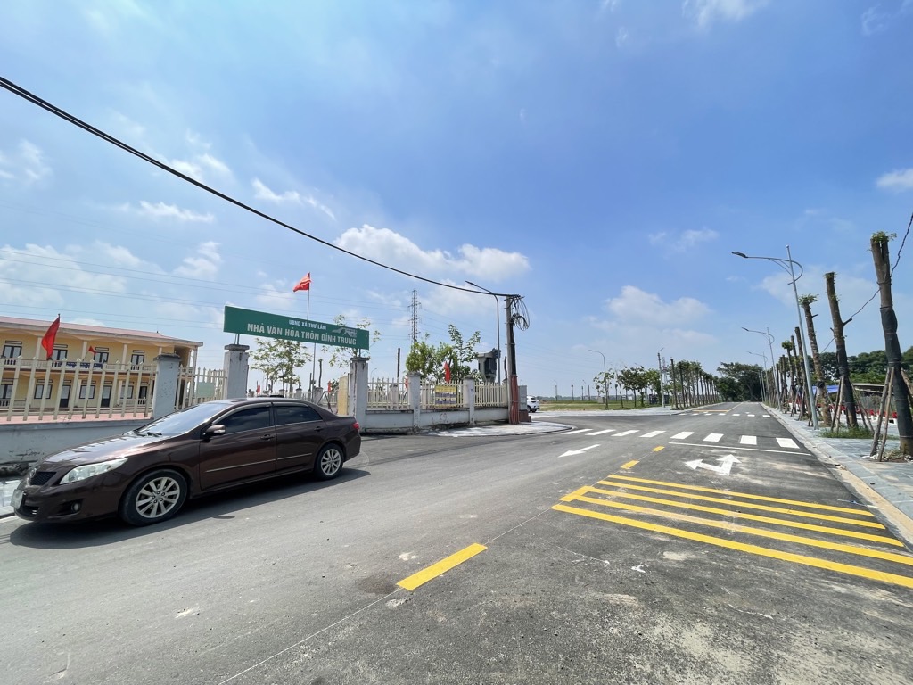 Bán đất Đình Trung - Đông Anh: 40m2, ô tô, 3,9 tỷ