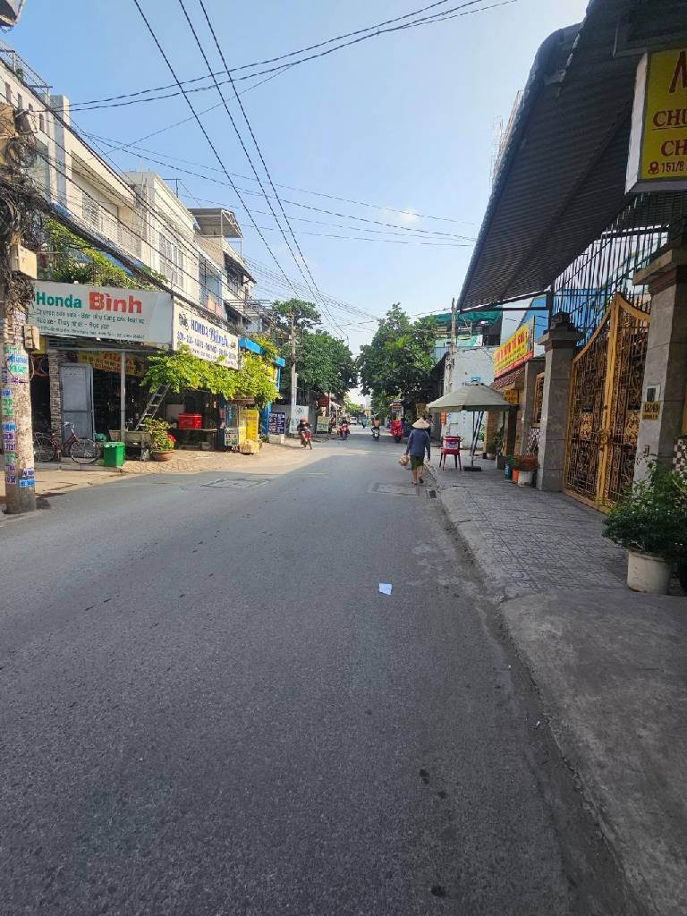 BÁN NHÀ ĐẸP,dọn vảo ở ngay, ĐƯỜNG liên khu 4-5, bình tân