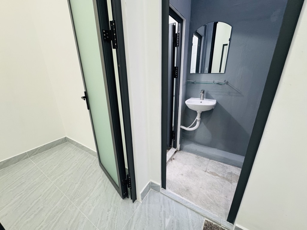 Nhà mới 2 Tầng - 36m² - Hẻm Ba Gác - Gần Nhà Ga T3, Sân Bay Q.Tân Bình
