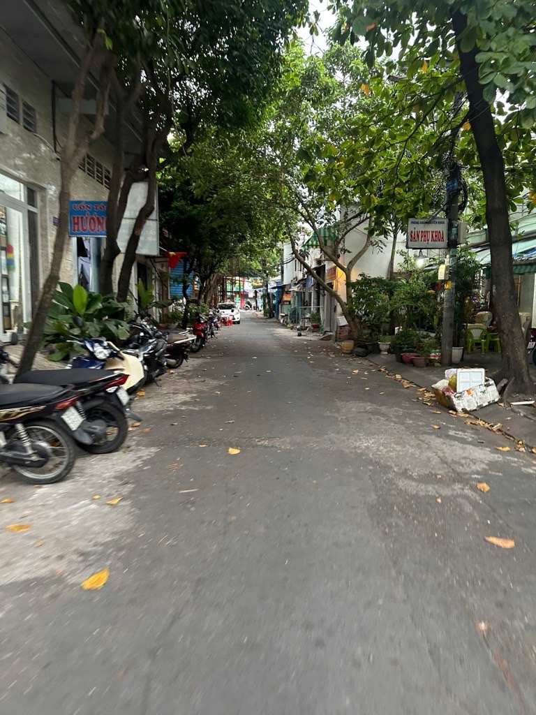 Nhà 4 Tầng - 60m² - Hẻm Xe Hơi Thông - Lạc Long Quân, Tân Bình