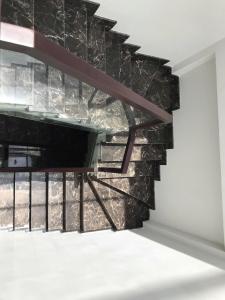 NHÀ BTCT 4 TẦNG 86M2 MẶT TIỀN ĐƯỜNG ĐẶNG MINH TRỨ, SÁT BÊN KHU BÀU CÁT