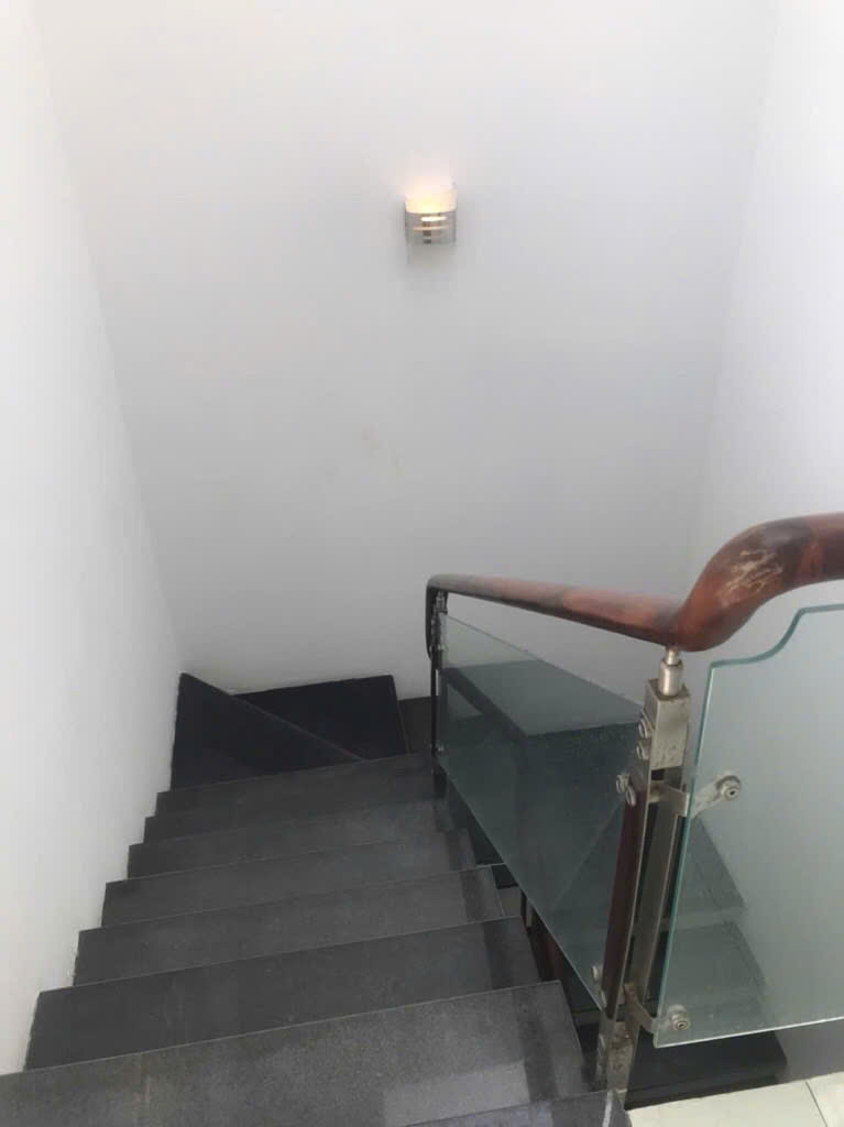 NHÀ GẦN AEON BÌNH TÂN GIÁP KHU TÊN LỬA(4PN,5WC)- (4X17)- GIÁ 6,9TY SHR