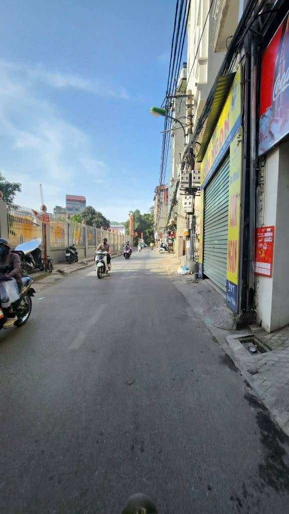 NHÀ NẰM KHU VỰC TRUNG TÂM THANH XUÂN, KHU VỰC HIẾM NHÀ BÁN