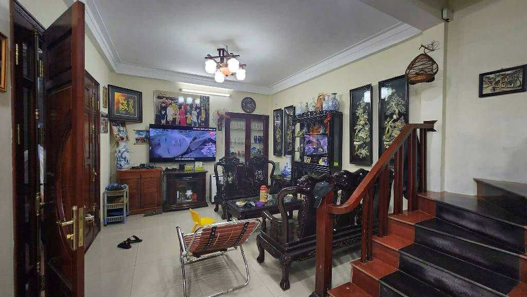 NHÀ NẰM KHU VỰC TRUNG TÂM THANH XUÂN, KHU VỰC HIẾM NHÀ BÁN