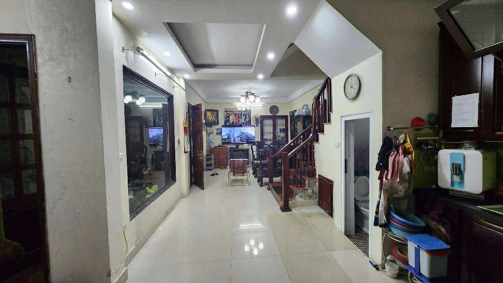 NHÀ NẰM KHU VỰC TRUNG TÂM THANH XUÂN, KHU VỰC HIẾM NHÀ BÁN