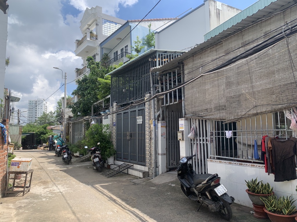 BÁN GẤP DÃY NHÀ TRỌ ĐANG CHO THUÊ 5 PHÒNG