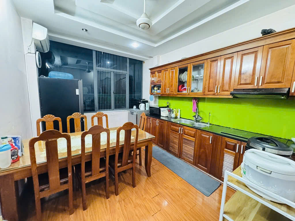 BÁN GẤP NHÀ PHỐ NGUYỄN ĐỔNG CHI - 40M2/5 TẦNG - NGÕ THÔNG Ô TÔ - CHỈ CẦN DỌN ĐẾN Ở
