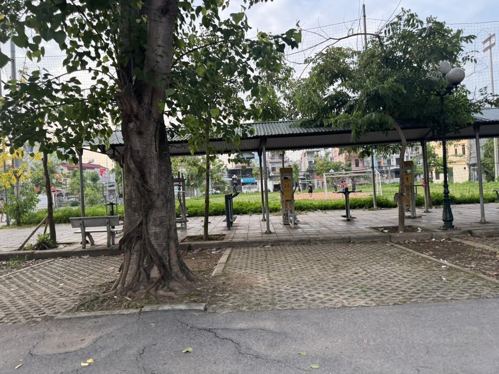 Bán đất