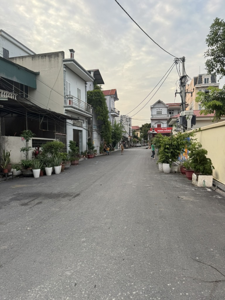 Bán đất