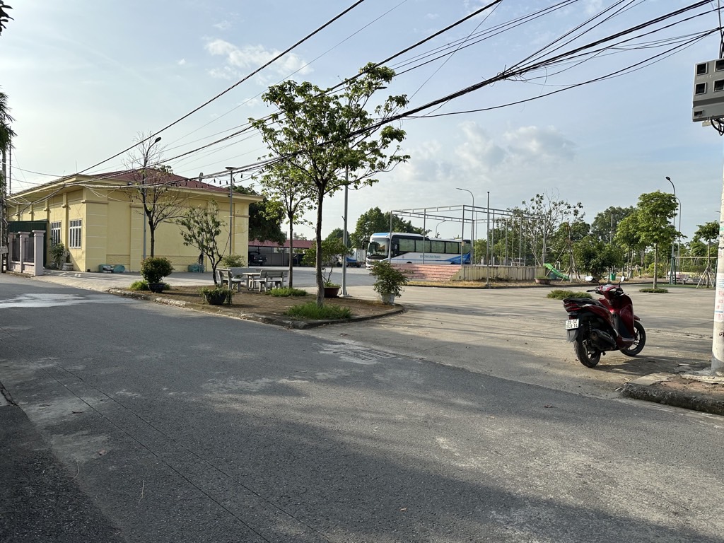 Bán đất