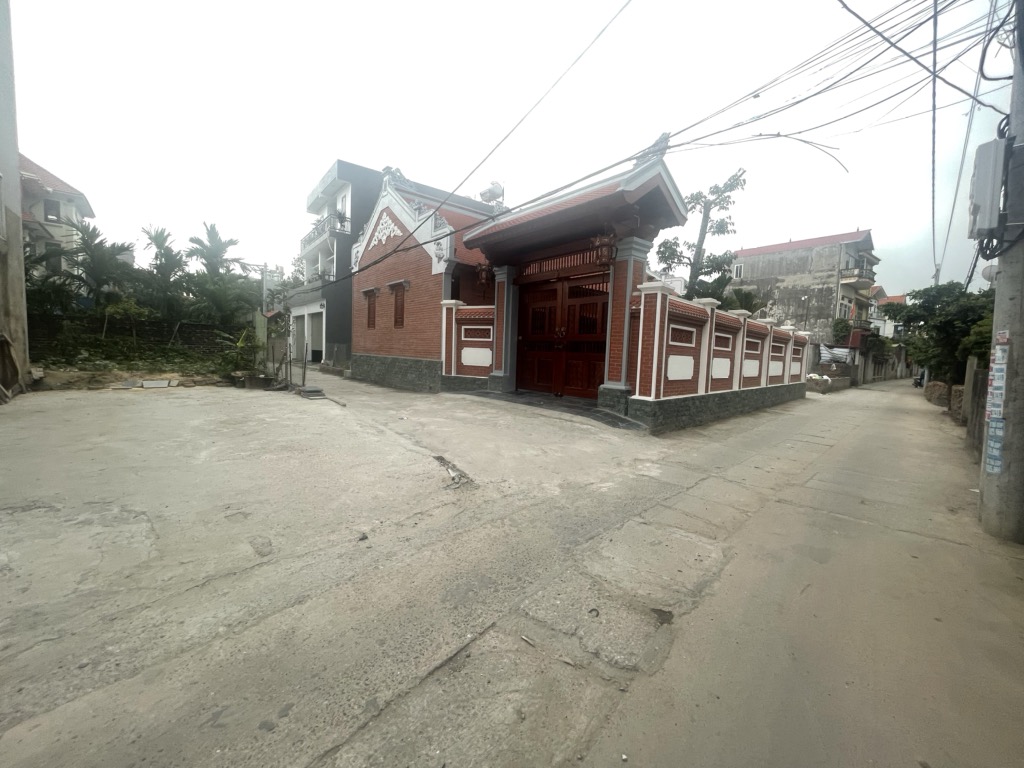 Bán đất