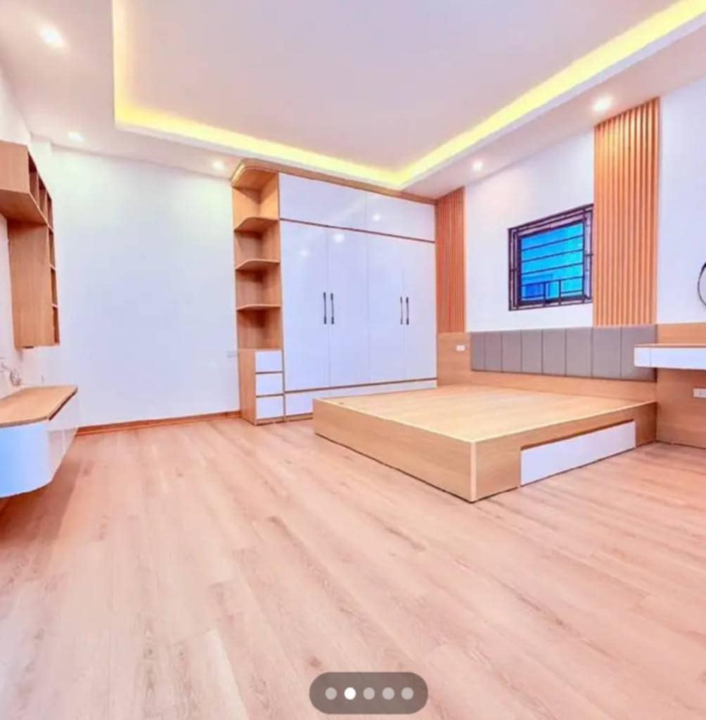 B.Á.N NHÀ VẠN PHÚC - PHỐ LỤA, LÔ GÓC 36M2 5 TẦNG, THANG MÁY, Ô TÔ, FULL NỘI THẤT. GIÁ 8 ĐỒNG