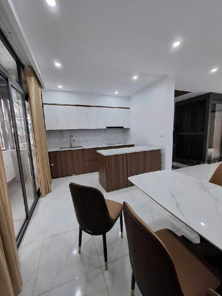 BÁN NHÀ LIỀN KỀ AN HƯNG 5 TẦNG, THANG MÁY 83M2 GIA 2X TỶ