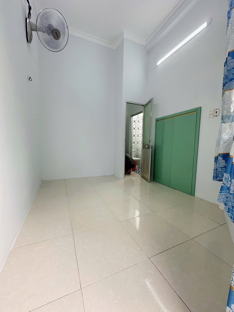 Bán gấp nhà hẻm 233 Phan Anh, sổ riêng, giá 2tỷ2