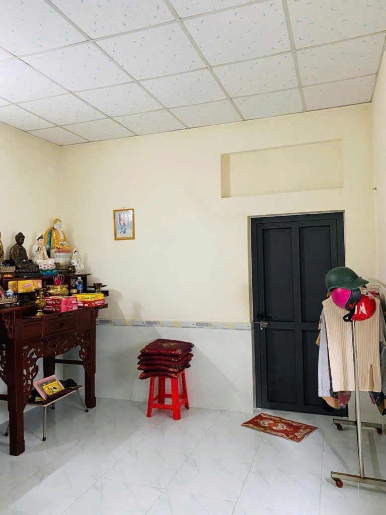 Bán nhà 2 tầng đường Bình trị đông , Bình Tân ,DT 44m2 (3,7x12m2) nhỉm 4 Tỷ
