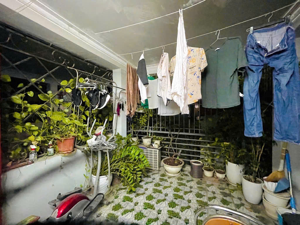 Bán nhà Cầu Giấy 35m2 mà giá chưa đến 9 đồng