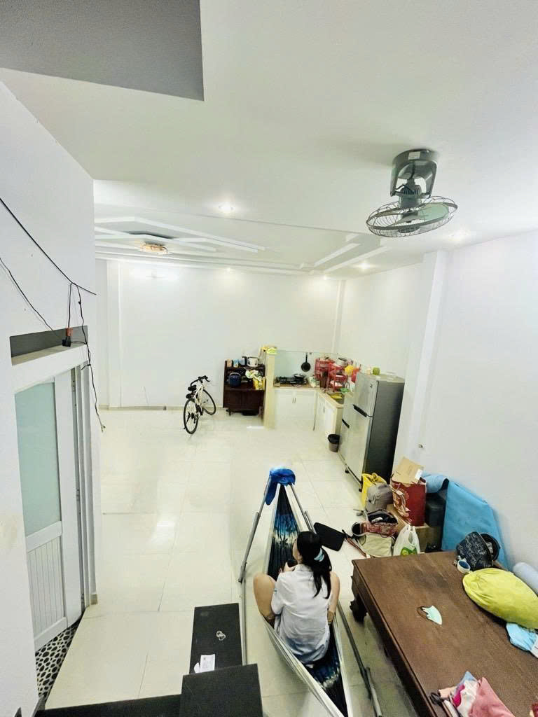 LÔ GÓC 2 MẶT XE TẢI ĐS 1 - 63m2 5 TẦNG  - CÁCH 1 CĂN RA VIEW SÔNG - NHỈNH 7 TỶ 

Mô tả: