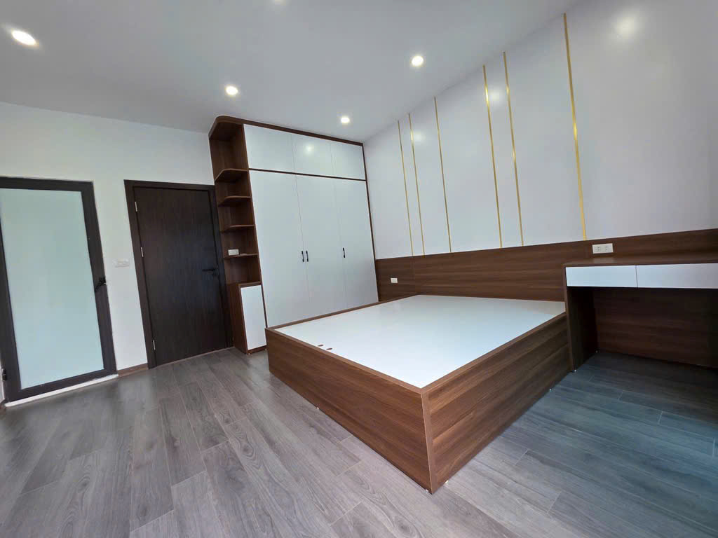 bán nhà mới ở ngay trung tâm quận trần phú _ hà đông 7,9 tỷ