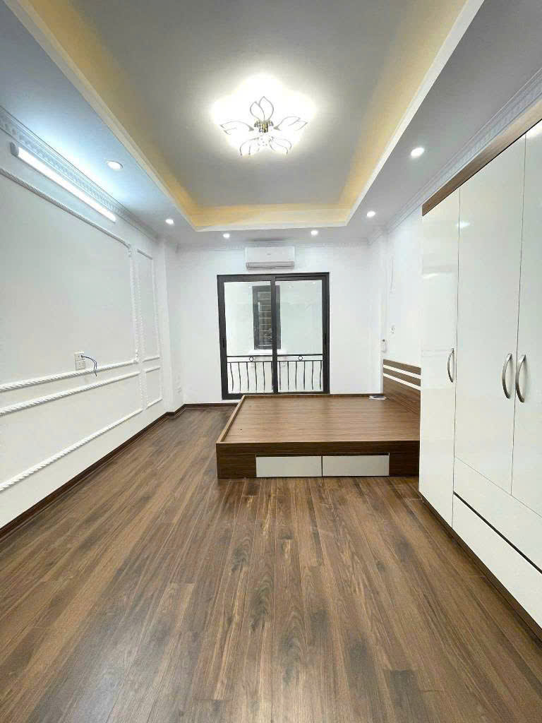 Độc quyền! Nhà đẹp hiếm có – Vị trí vàng, giá sốc -19/5 -văn quán- hà đông