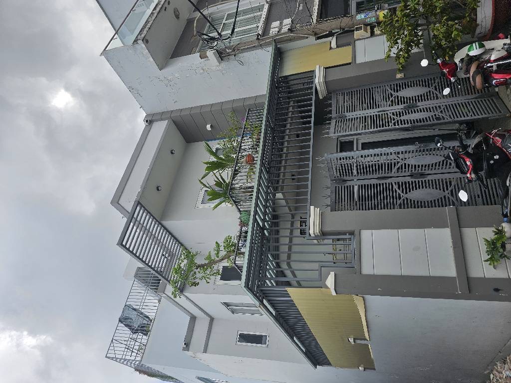 Nhỉnh 4 tỷ có ngay nhà đẹp quận 7