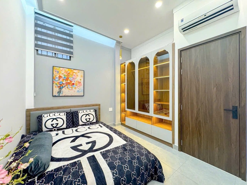 Bán nhà đường Trần Văn Khánh, ngang hơn 5m, shr, vị trí vàng, Khu dân cư hiện hữu, an ninh, yên tỉnh, hàng xóm thân thiện