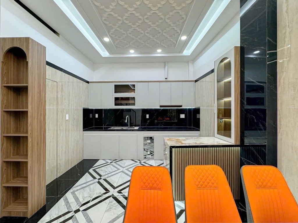 Bán nhà đường Trần Văn Khánh, ngang hơn 5m, shr, vị trí vàng, Khu dân cư hiện hữu, an ninh, yên tỉnh, hàng xóm thân thiện