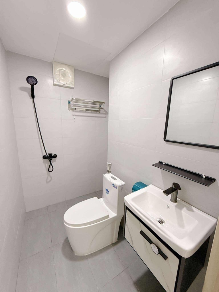 NHÀ SÁT MẶT TIỀN ĐƯỜNG HUỲNH TẤN  PHÁT TÂN THUẬN TÂY QUẬN 7 -54m2 - 3,TẦNG -