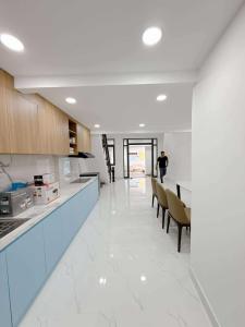 NHÀ SÁT MẶT TIỀN ĐƯỜNG HUỲNH TẤN  PHÁT TÂN THUẬN TÂY QUẬN 7 -54m2 - 3,TẦNG -