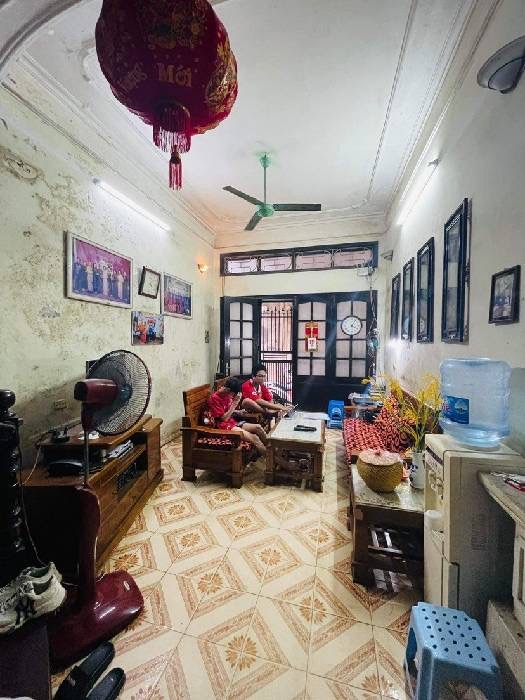 Bán nhà Trương Định mặt tiền rộng 6m ngõ cực nông sân thoáng vĩnh viễn SĐCC