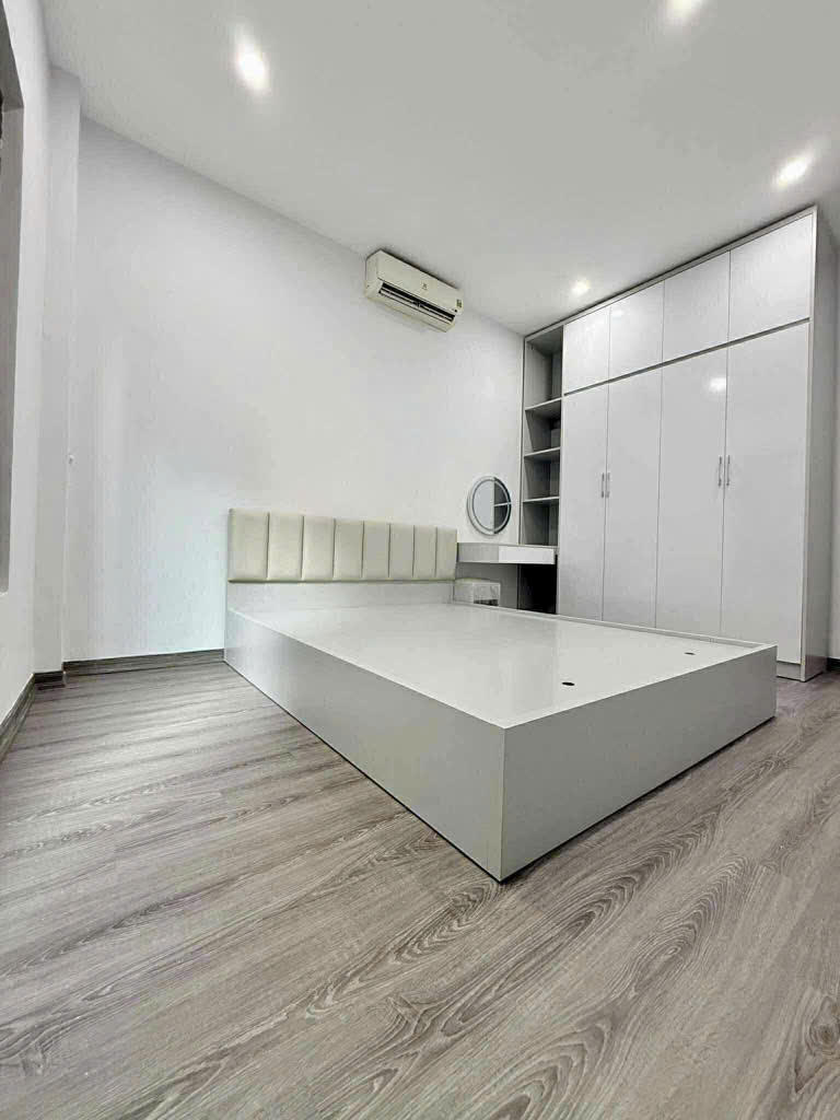 NHÀ ĐẸP MINH KHAI – 5 TẦNG – LÔ GÓC – NGÕ RỘNG CHỈ 15M RA PHỐ – GIÁ 5.6 TỶ