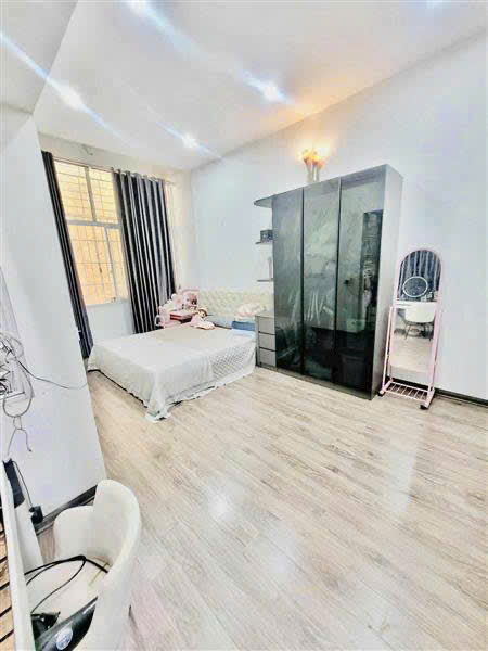 HIẾM KHU VIP ĐỐNG ĐA – NHÀ LÔ GÓC 2 MẶT THOÁNG – 4 TẦNG ĐẸP LONG LANH – 20M RA MẶT