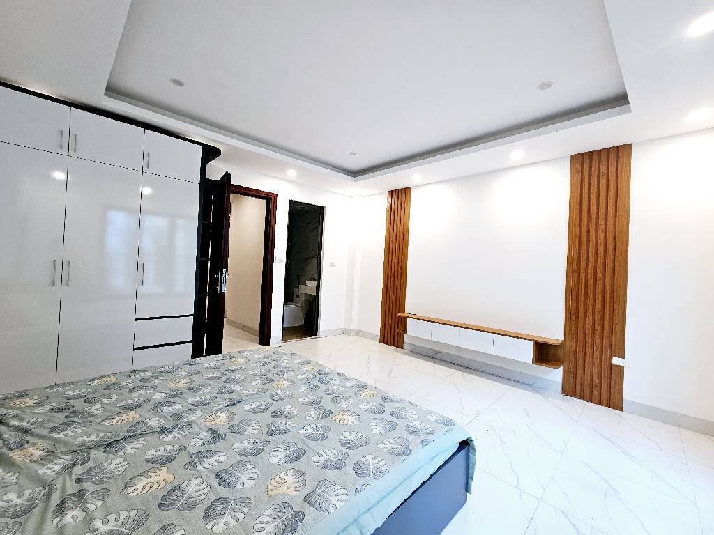 Nhà đẹp Hồ Tùng Mậu - ô tô cách 15 m, 3 bước ra mặt đường Quốc Lộ 32