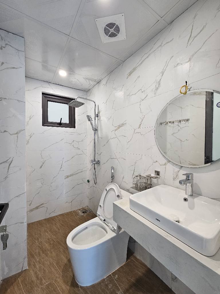 Nhà đẹp Hồ Tùng Mậu - ô tô cách 15 m, 3 bước ra mặt đường Quốc Lộ 32