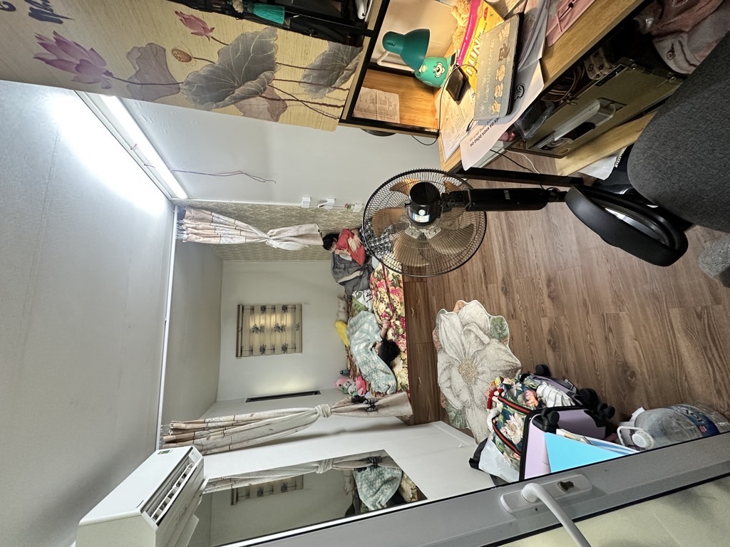 Thịnh Hào - Đống Đa - Nhà Cực Hiếm - 6 Tầng - Sân rộng 4m - Cách Ô Tô 30m- Nhỉnh 5 Tỷ