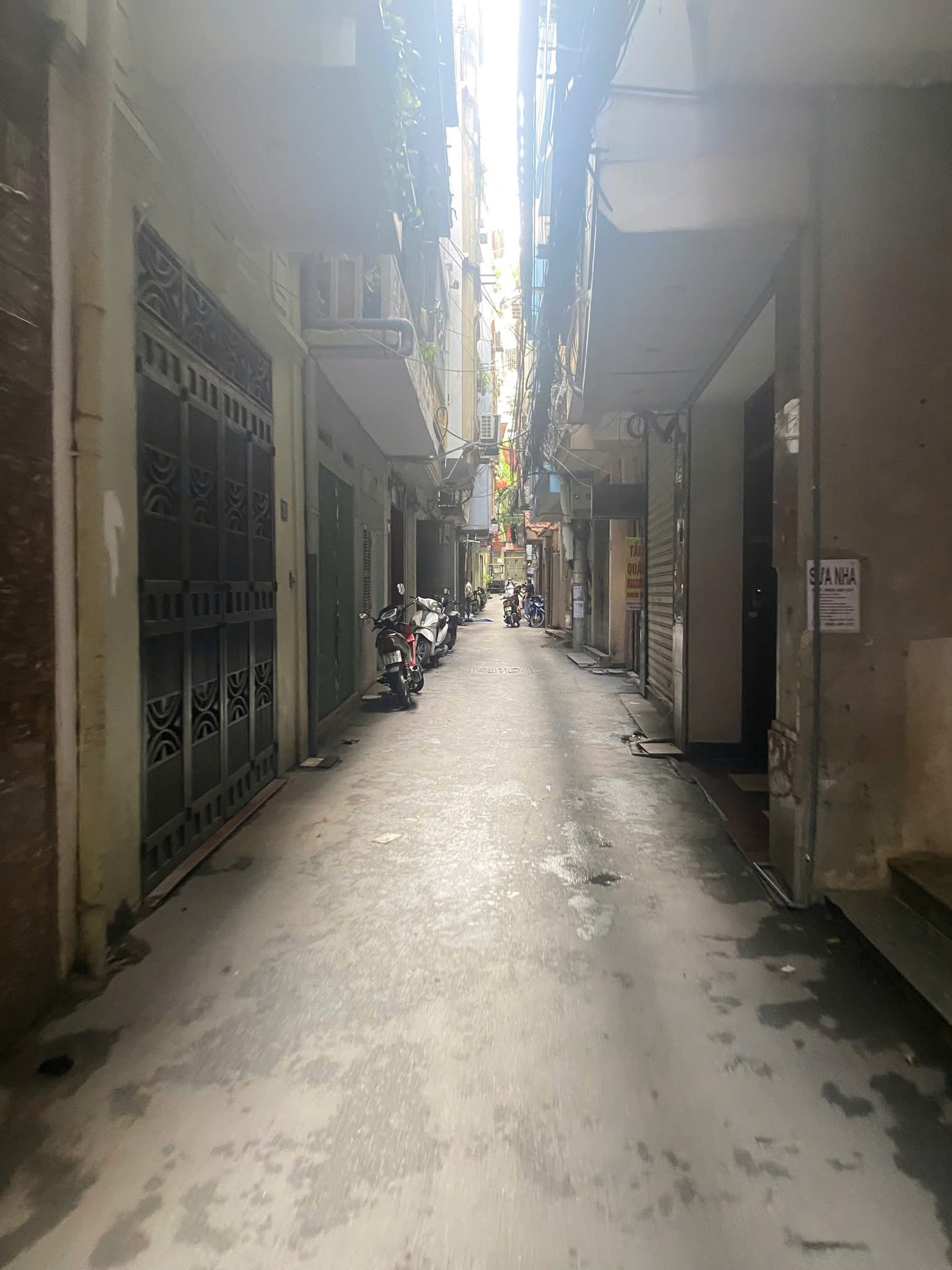 bán nhà đê la thành ô chợ dừa hà nội