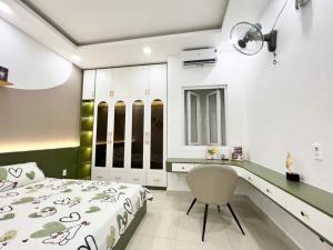 Siêu Phẩm Nhà Mới 4 Tầng Ngay Hương Lộ 2 - Bình Tân - HXT - 5PN - SHR HC Đủ - Nhỉnh 5 Tỷ