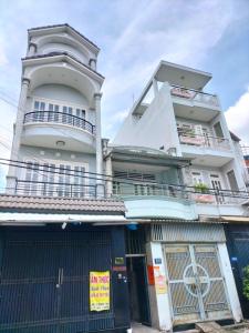 Bán nhà Tân Phú - Mặt đường 10m - 3 tầng - 102m2 - Giá hơn 9 tỷ