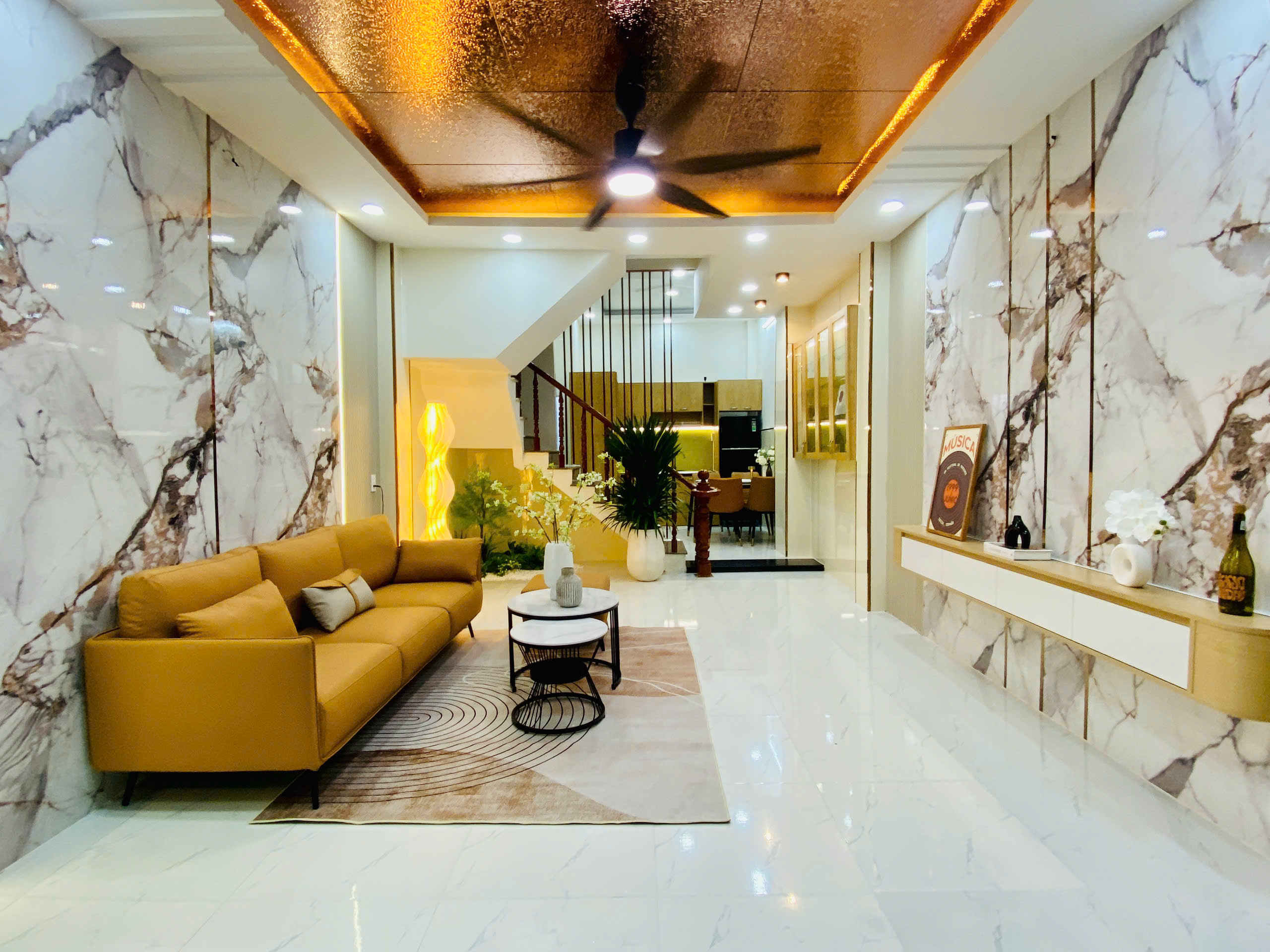HXH NGAY CHỢ THẠCH ĐÀ TRỤC ĐƯỜNG PHẠM VĂN CHIÊU, P14, GV, HCM 48M2 5.89 TỶ