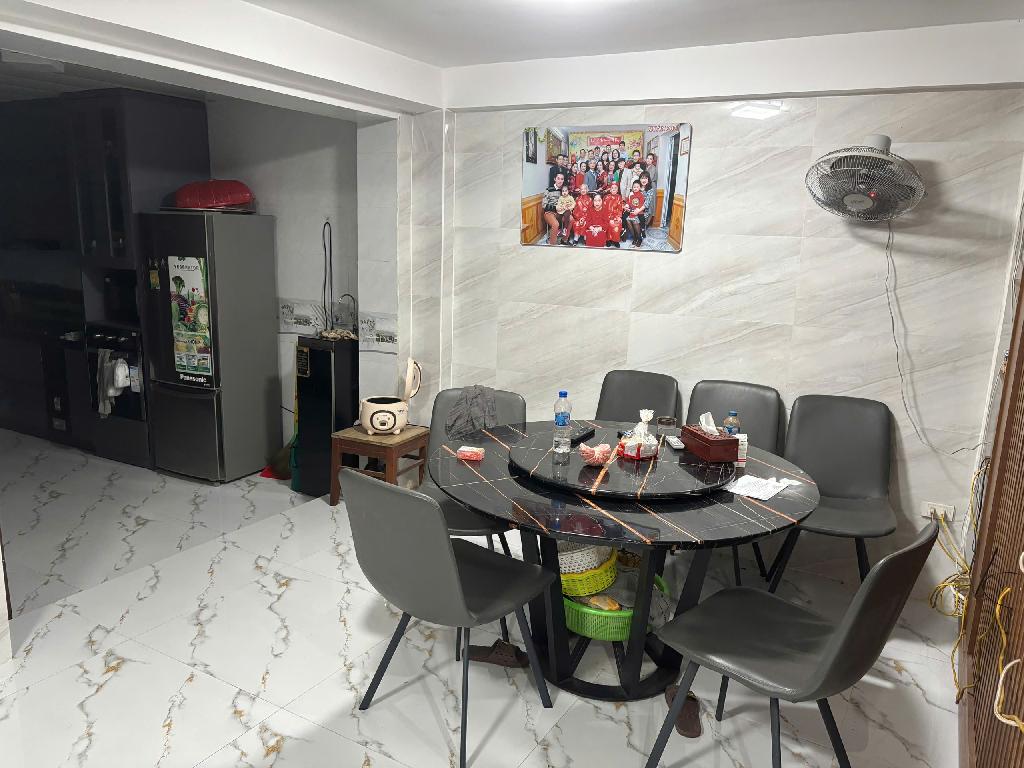 Ban nhà Hoàng đạo thành