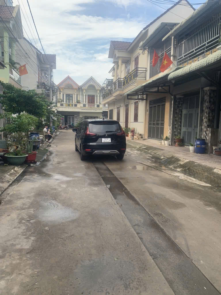 NHÀ BÁN GẤP VỀ QUÊ