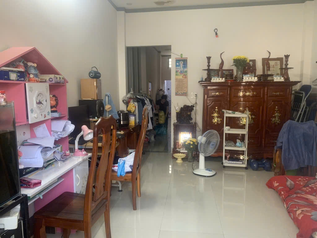NHÀ BÁN GẤP VỀ QUÊ