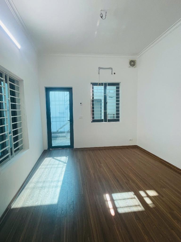 Bán Nhà phố KHÂM THIÊN, 50m ,  chỉ hơn 6 tỷ