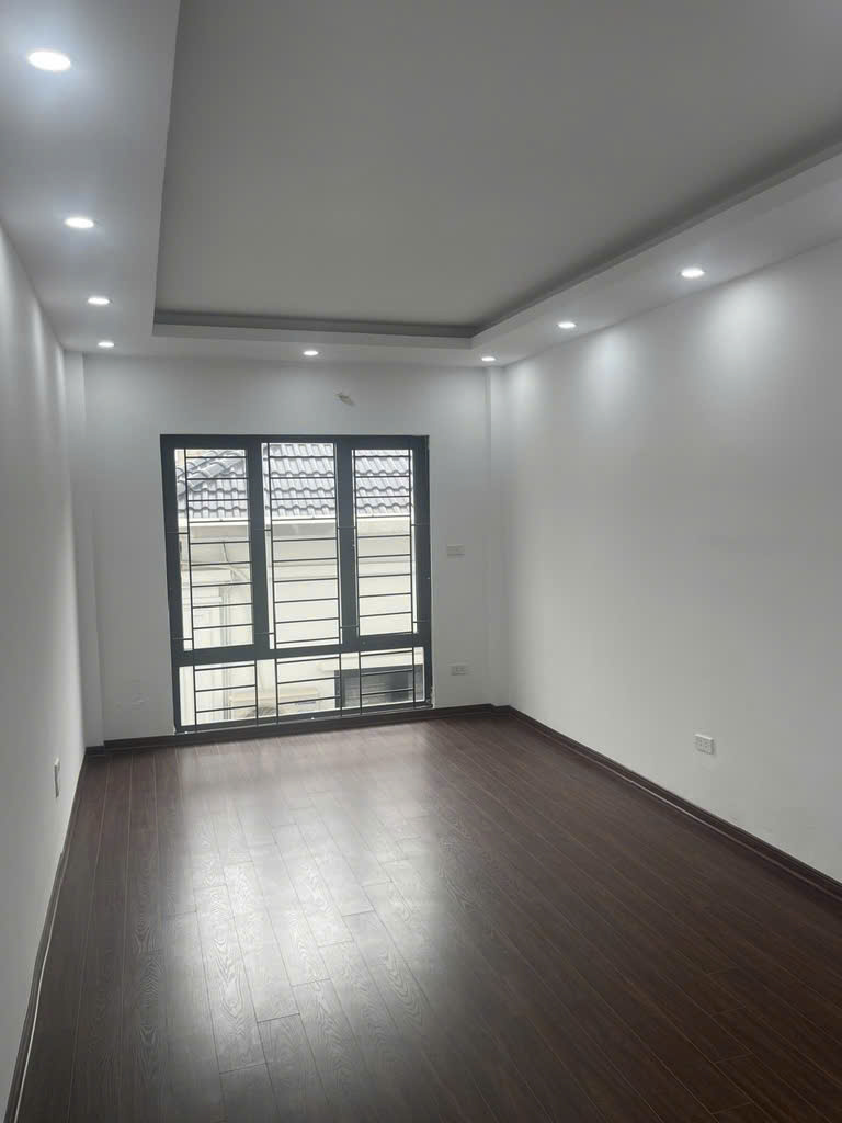 Bán nhà Quang Trung 31m2 5 tầng 6 tỷ